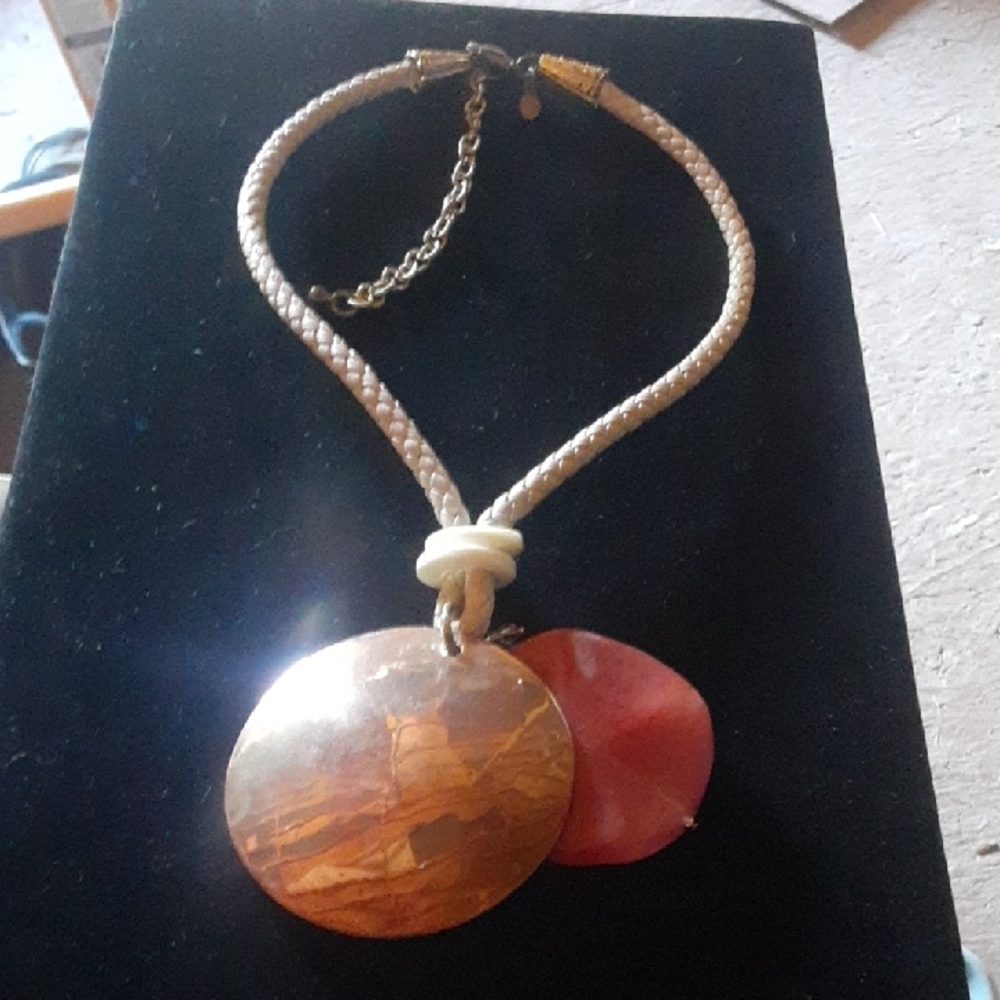 Elegant Copper Tone and Pink Pendant Necklace
